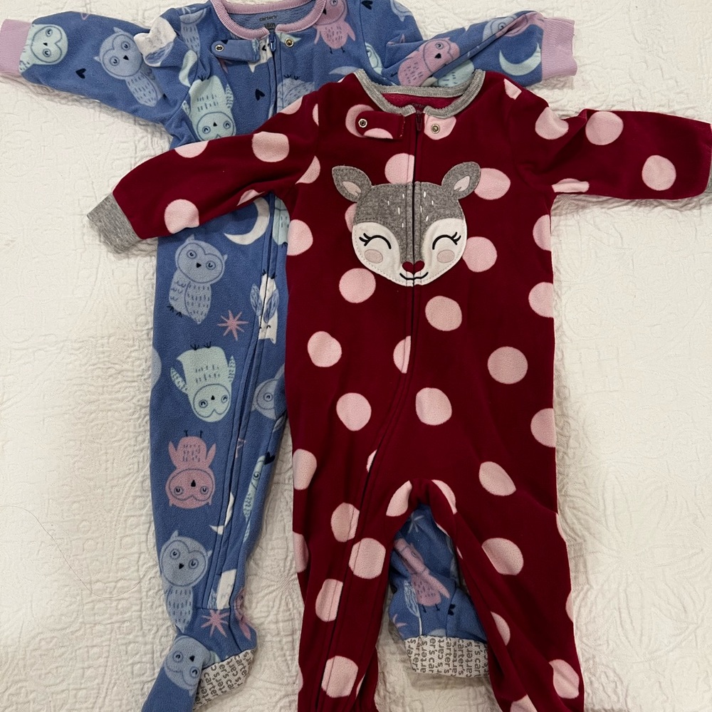 Carters fleece footed pajamas size 18m two pairs